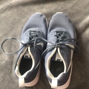 Lightly used Nike air running shoes.